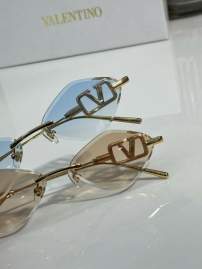 Picture of Valentino Sunglasses _SKUfw75841070fw